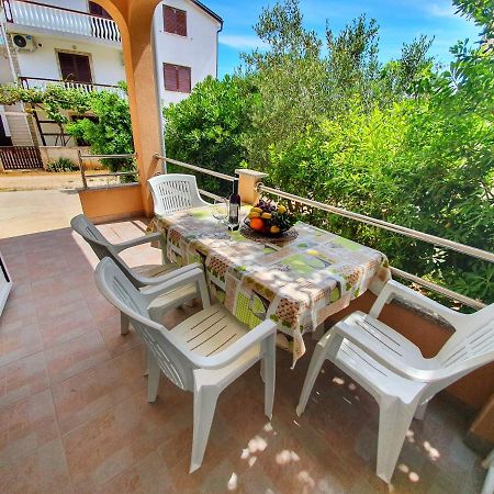 Apartmani Steli วีร์ ภายนอก รูปภาพ