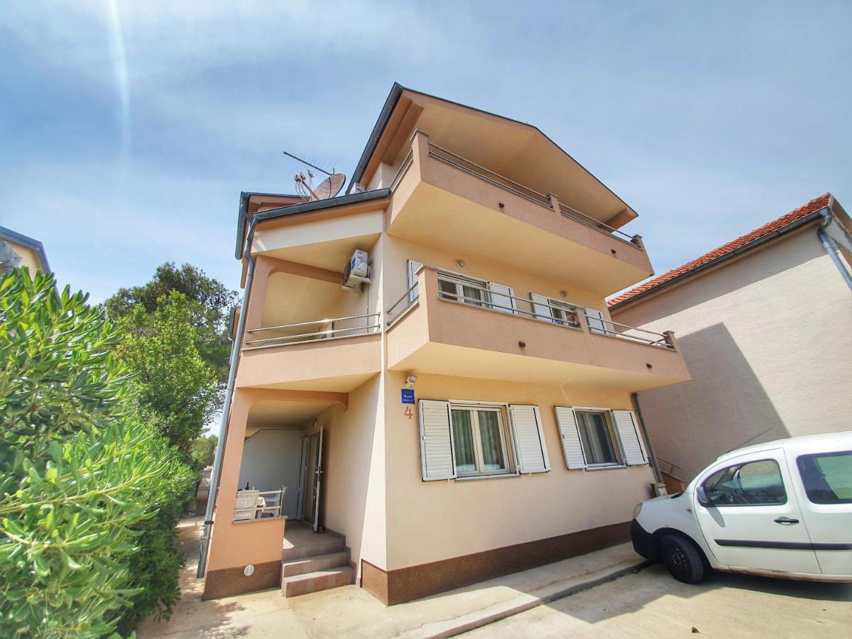Apartmani Steli วีร์ ภายนอก รูปภาพ